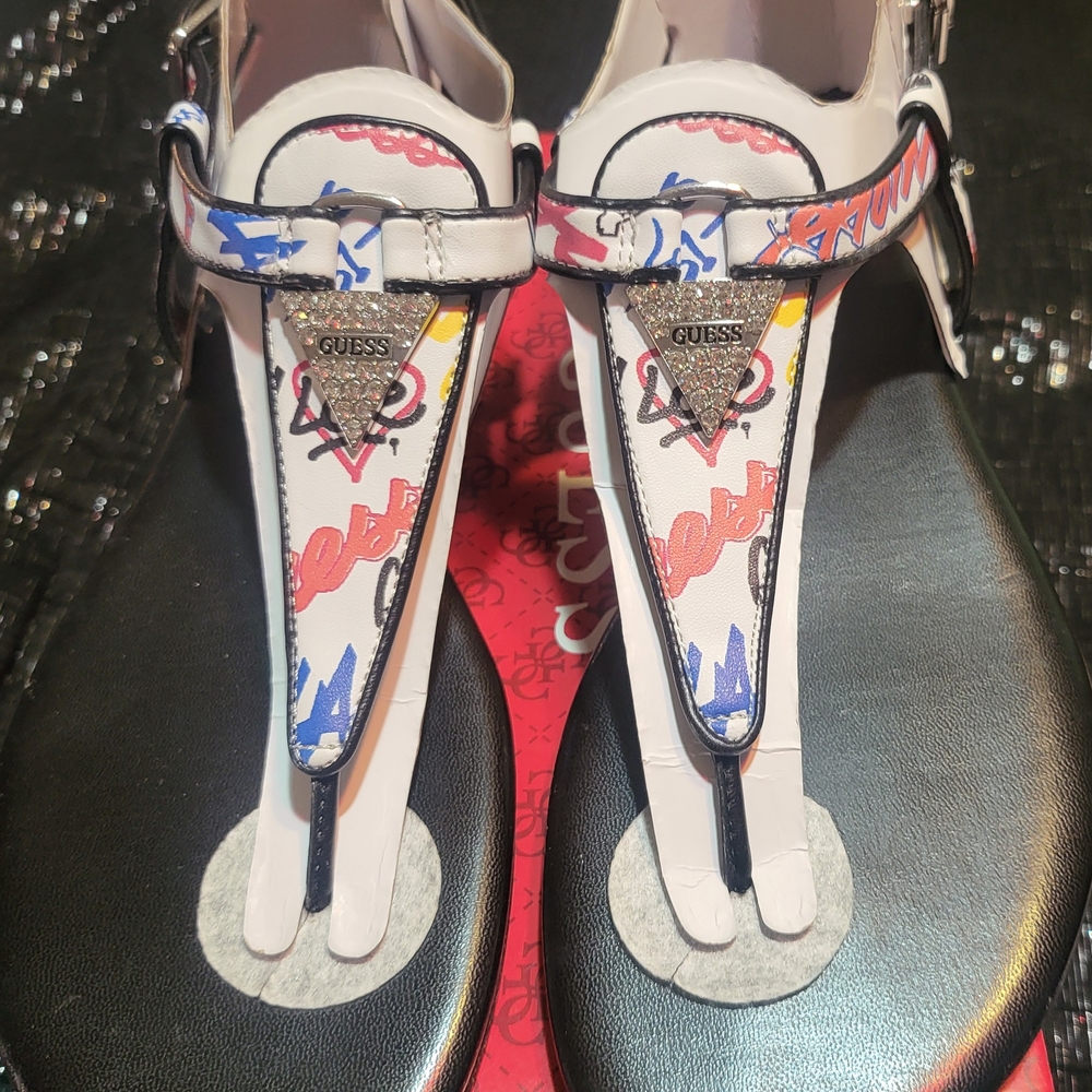 GUESS Women's Multicolor Graphic Sandals BRAND NEW